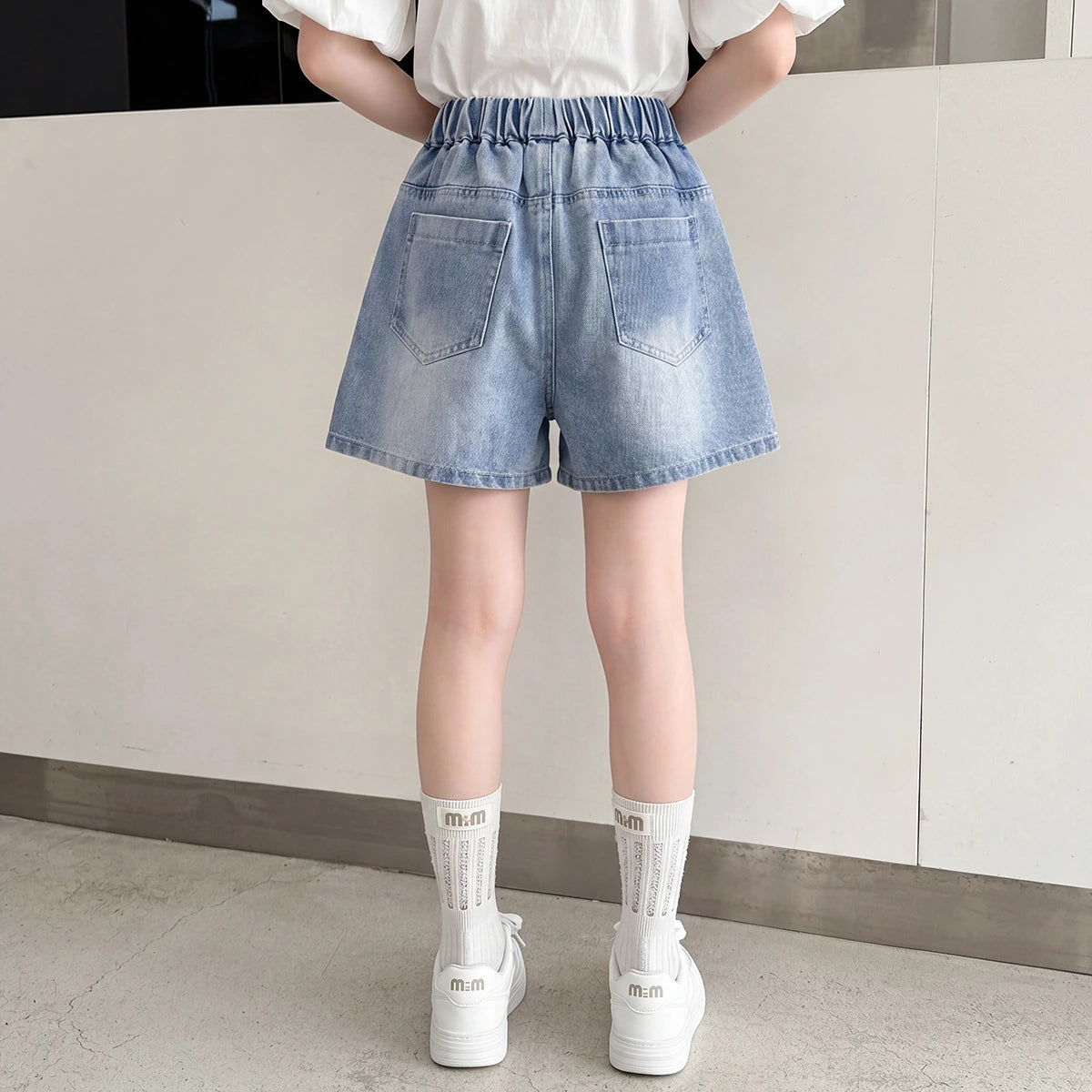 Girls Light Blue Bow Applique Loose Fit Denim Shorts Shorts