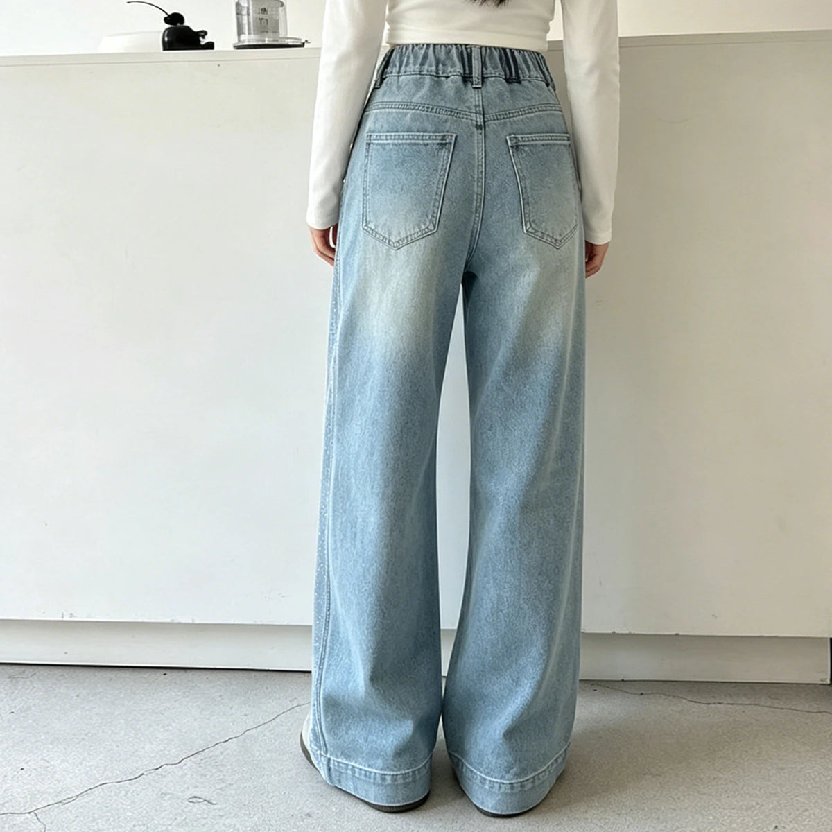 Girls Blue Embellished Relaxed Fit Denim Jeans Pants