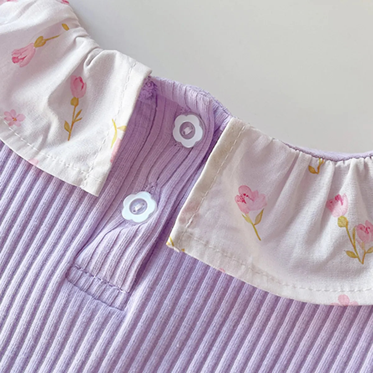 Girls Purple Short Sleeves Top With Printed Shorts Sets Sets