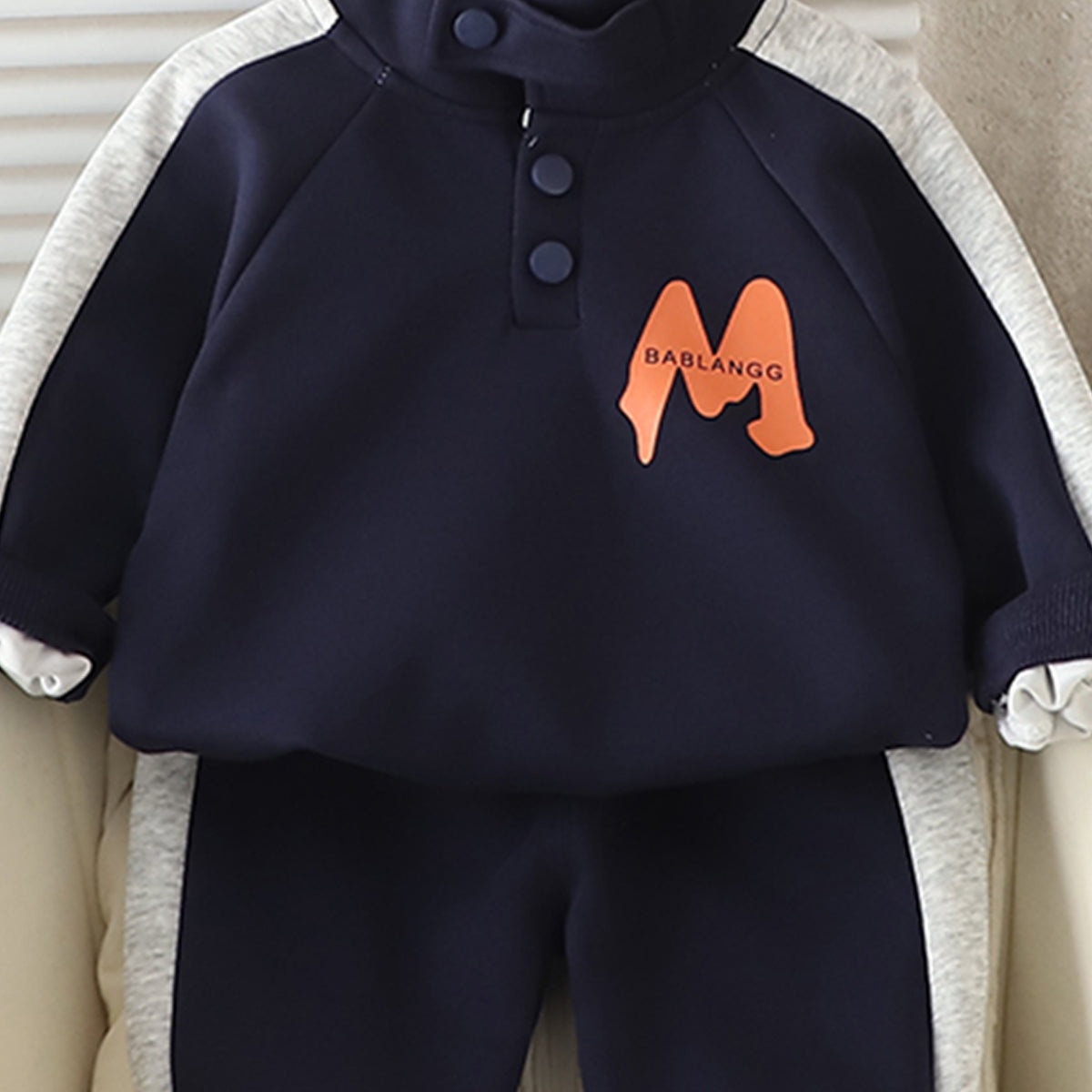 Boys Navy Blue M Printed High Neck Sweatshirt With Jogger Set 2 pc. Sets