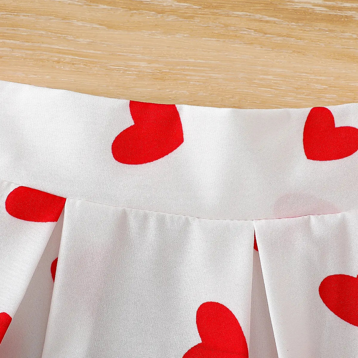 Girls White Heart Print One-Shoulder Top With Elasticated Skirt Sets Sets