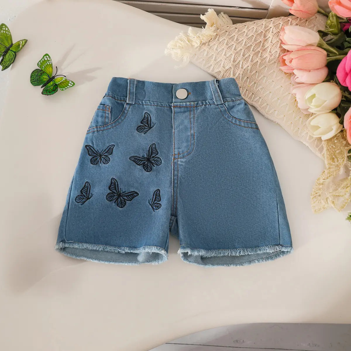 Girls Red Graphics Top With Embroidered Denim Shorts Set Sets