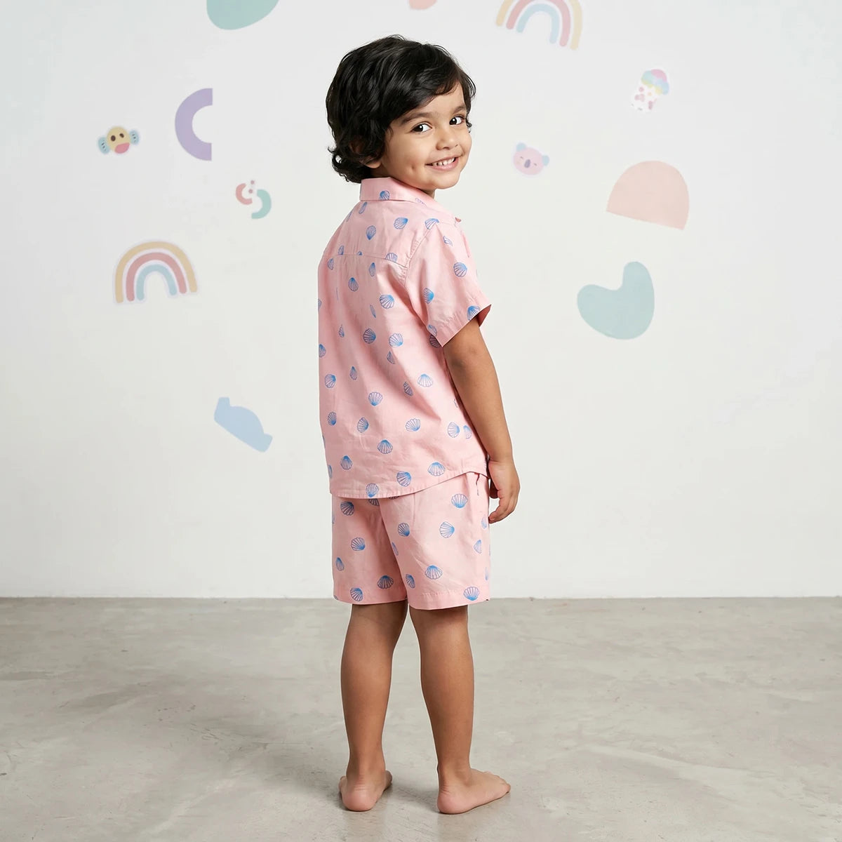 Boys Pink Seashell Printed Short Sleeve Shirt With Printed Elasticated Shorts Sets Sets