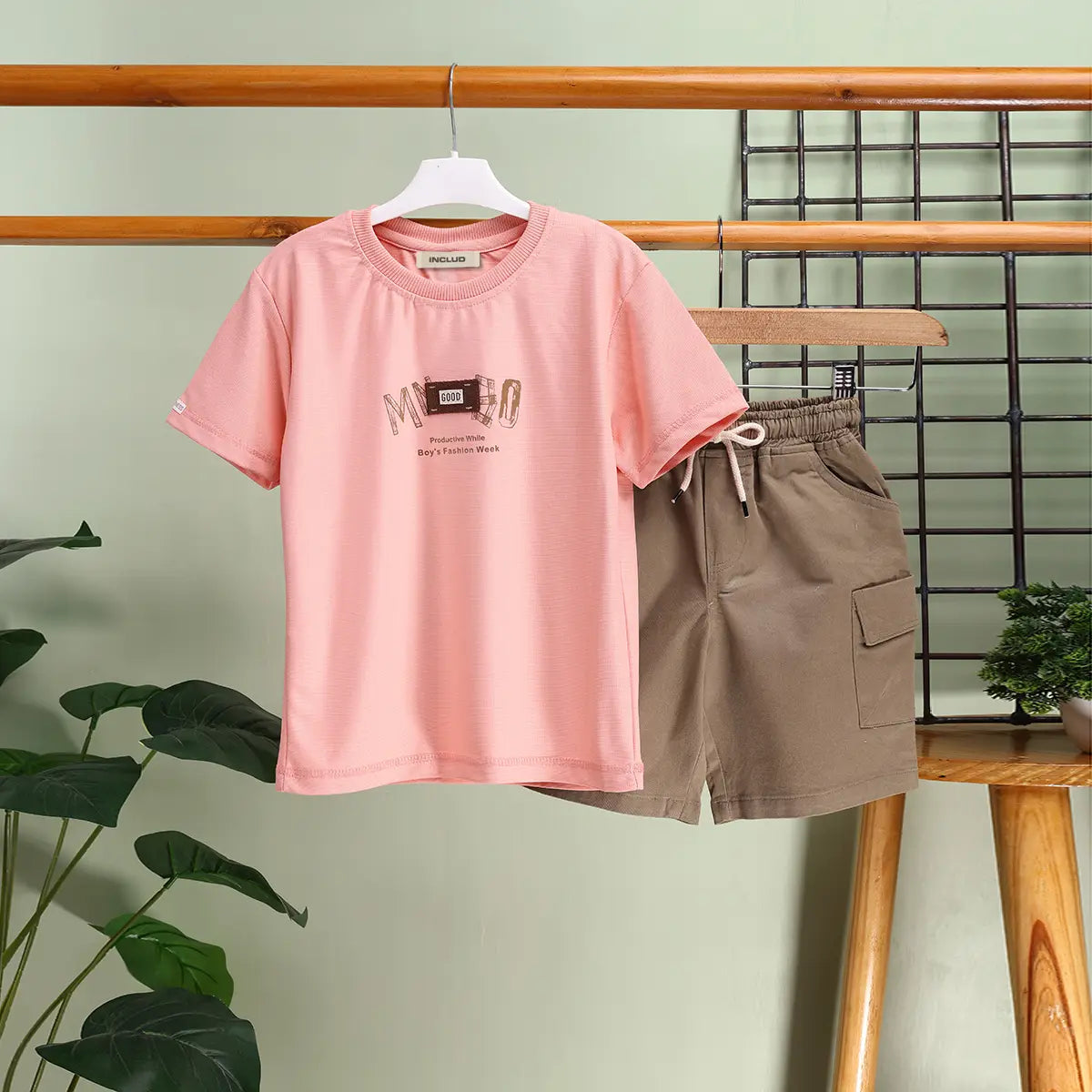 Boys Peach Typographic Printed T-Shirt With Cargo Shorts Sets Sets Peach 0-1 Y