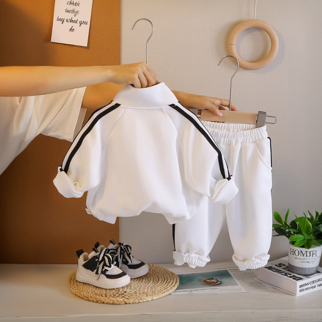 Boys White Eagle Embroidered Sweatshirt With Sling Bag and Pants Set Sets