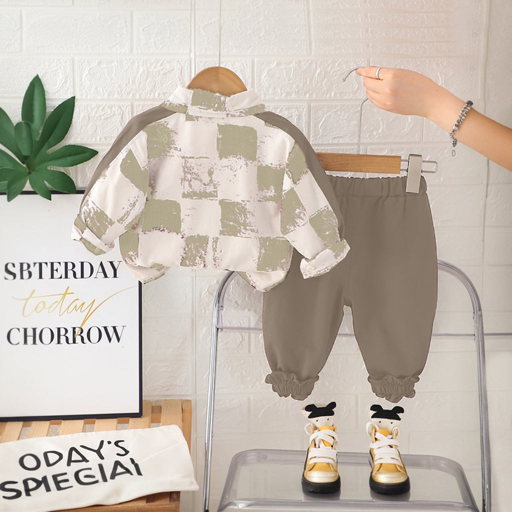 Boys Green Abstract Printed Shirt With T-Shirt and Pants Set Sets