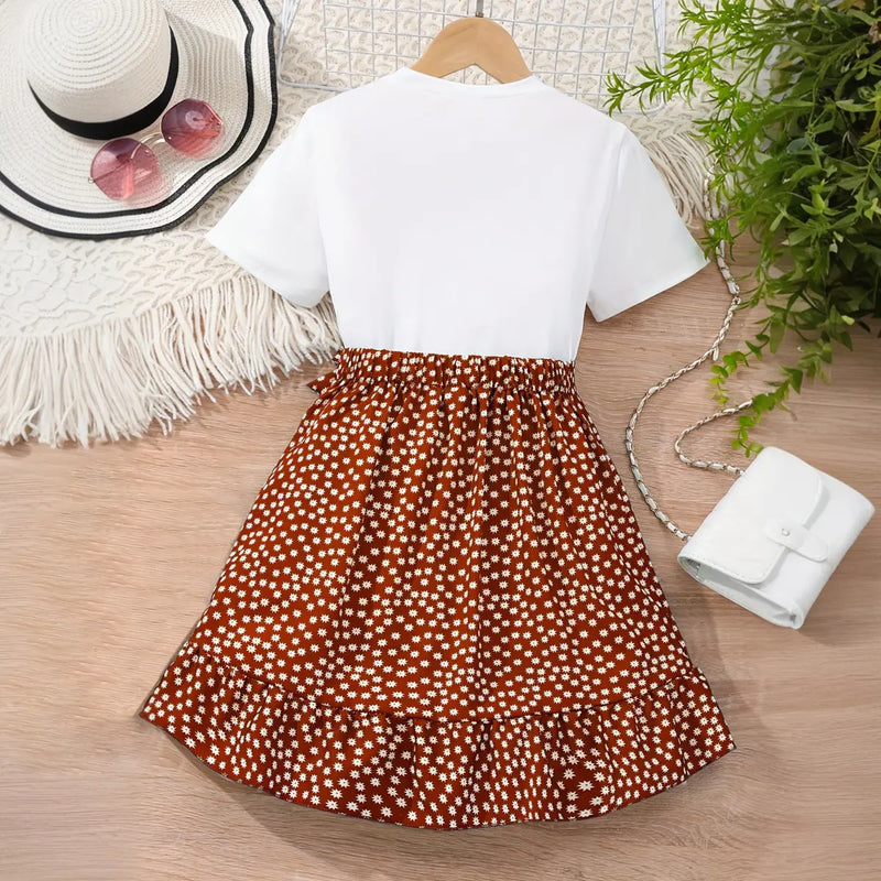Girls White Graphics Short Sleeves T-Shirt With Skirt Sets Sets
