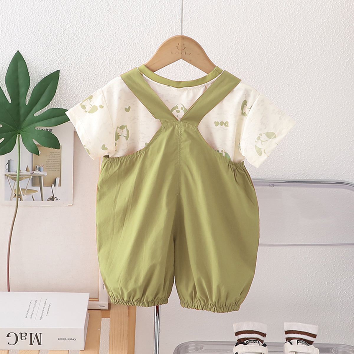 Boys Printed Short Sleeves T-Shirt With Green Dog Applique Dungaree Set 2 pc. Sets