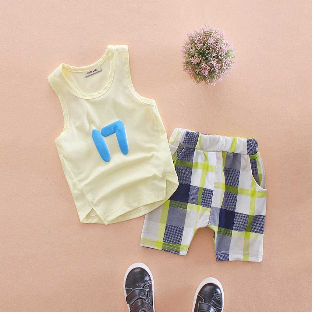 Boys Printed Vest With Checkered Shorts Set