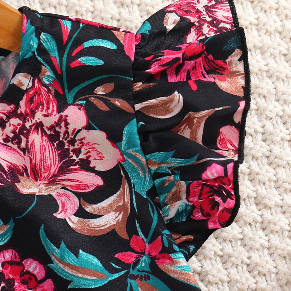Girls Black Floral Print Flutter Sleeve A-Line Dress Casual Dresses