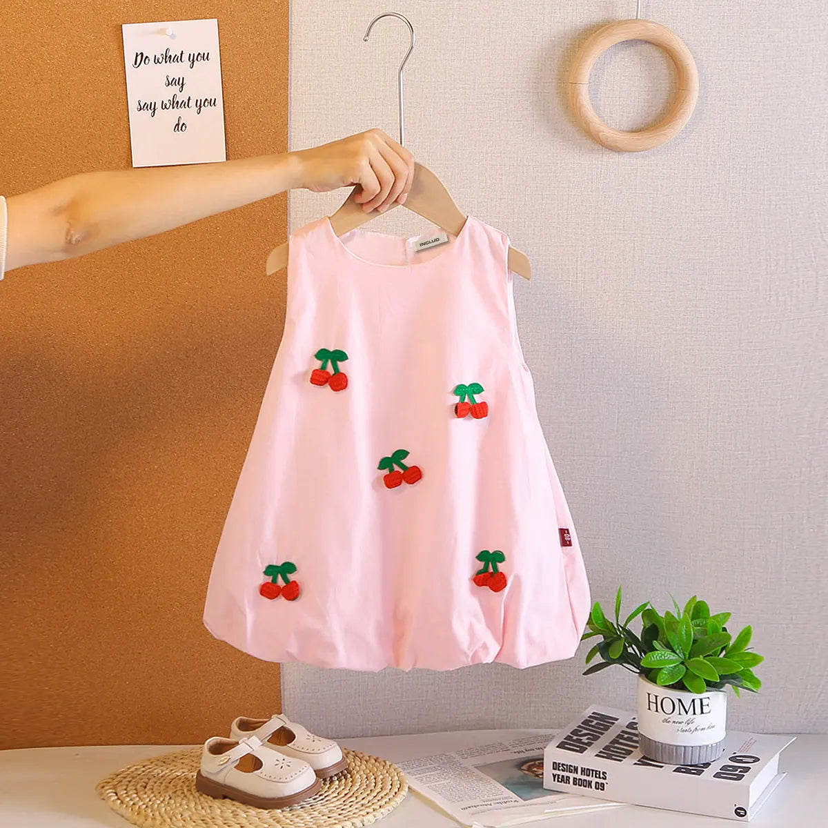 Girls Light Pink Cherry Applique Sleeveless Balloon Dress Casual Dresses Light Pink 1-2 Y