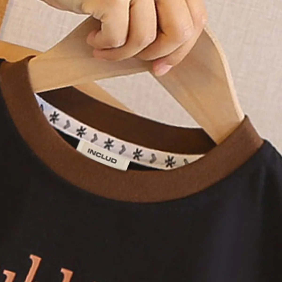 Boys Black Typographic Printed Sleeveless T-Shirt With Shorts Sets Sets