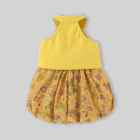 Girls Yellow Mandarin Collar Top With Floral Print Shorts Sets Sets