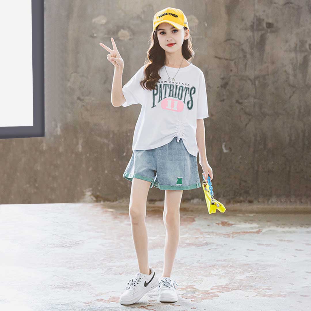 Girls Short Sleeve Print Graphic T-Shirt With Denim Shorts Set 2 pc. Sets   