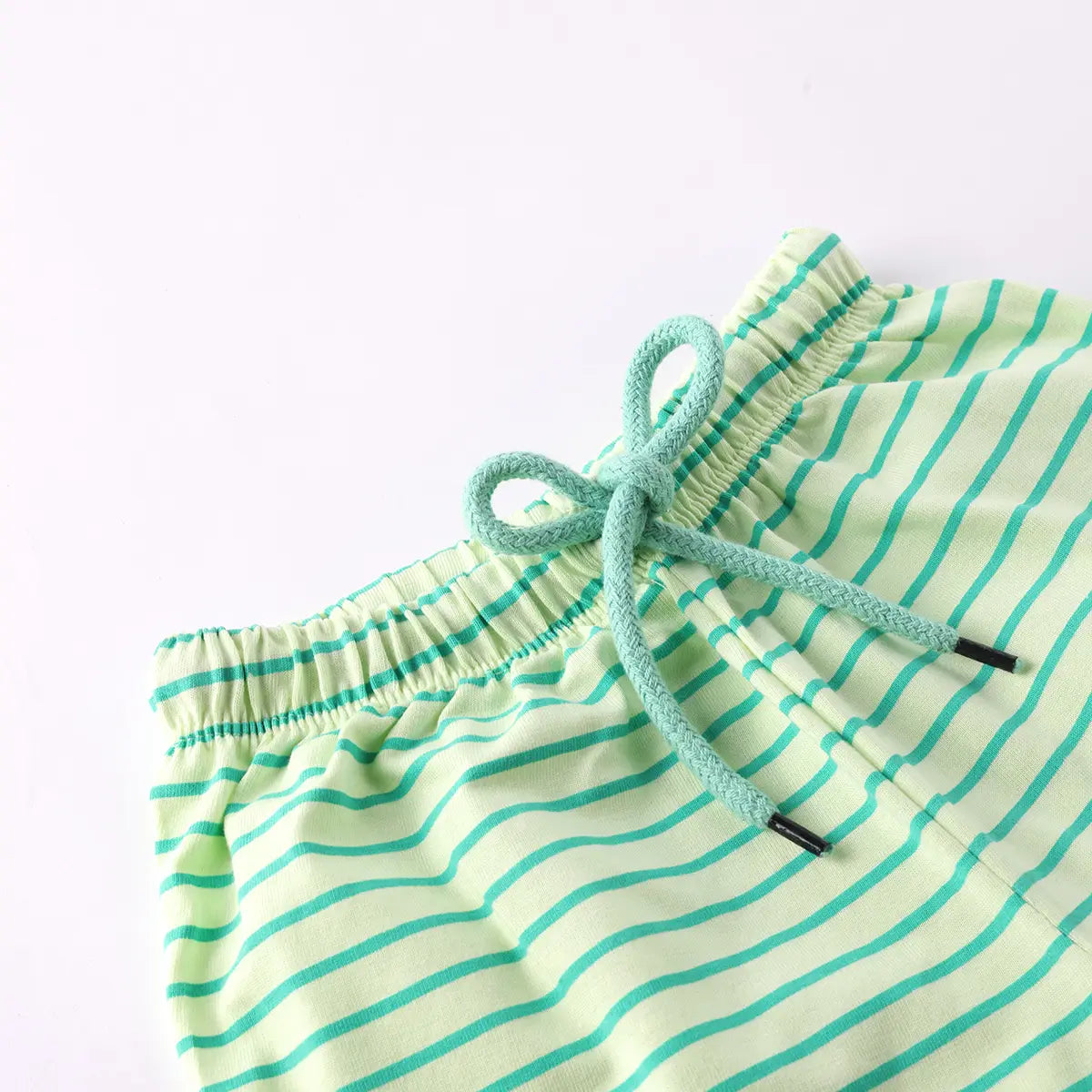 Girls Light Green Floral Graphic Short Sleeves Top With Drawstring Shorts Sets Sets