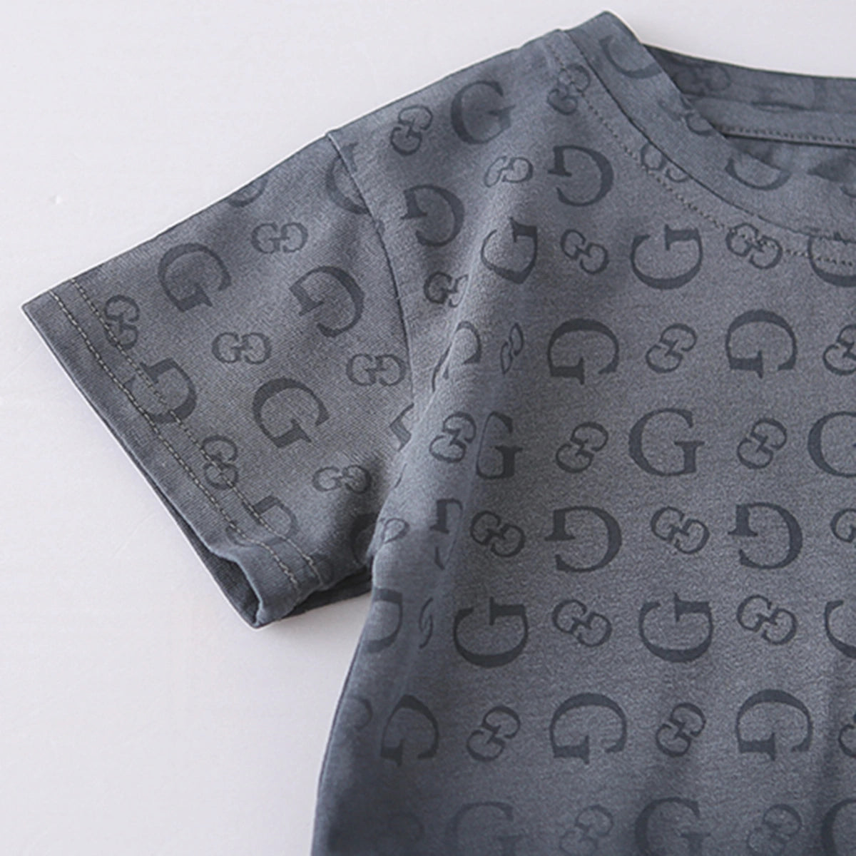 Boys Dark Grey Letter G Printed T-Shirt With Denim Shorts Set Sets