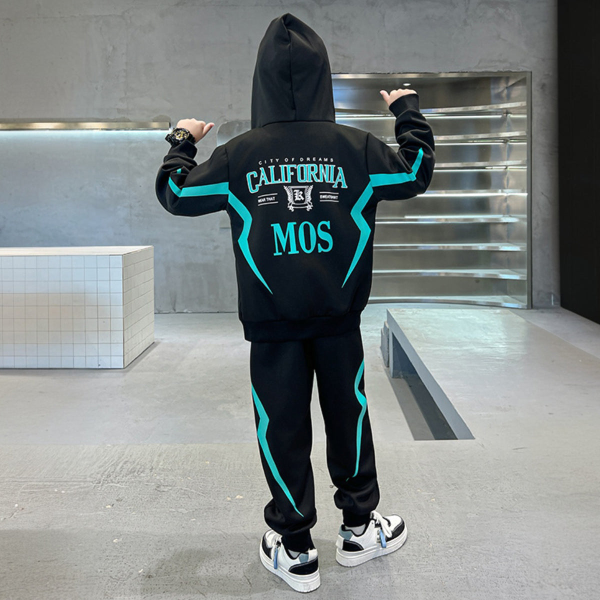 Boys Black Abstract Printed Winter Zipper Hoodie With Jogger Set 2 pc. Sets