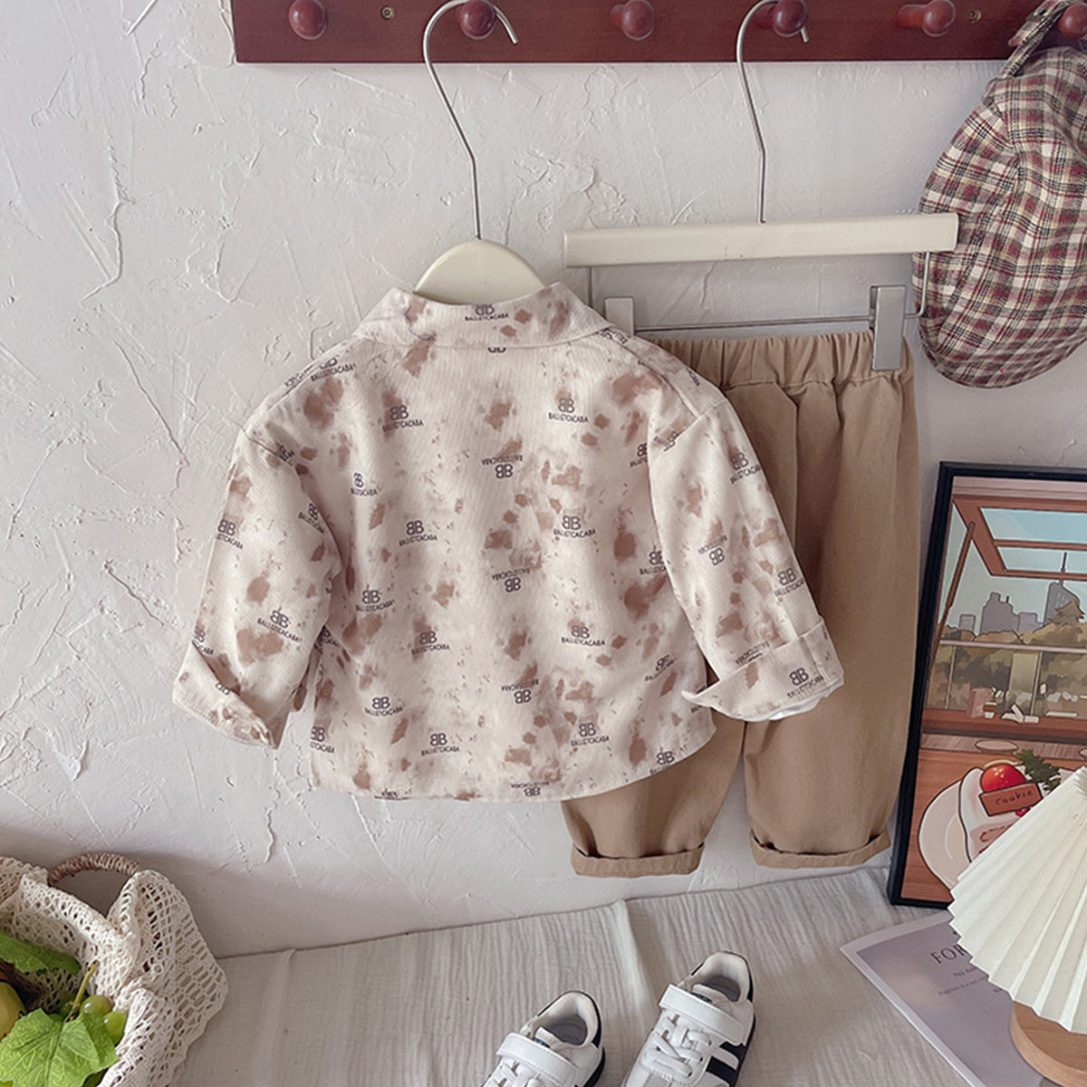 Boys Brown Abstract Printed Shirt With Printed T-Shirt & Pants Set Sets