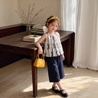 Girls Navy Blue Bow Print Sleeveless Top With Capri Sets 2 pc. Sets