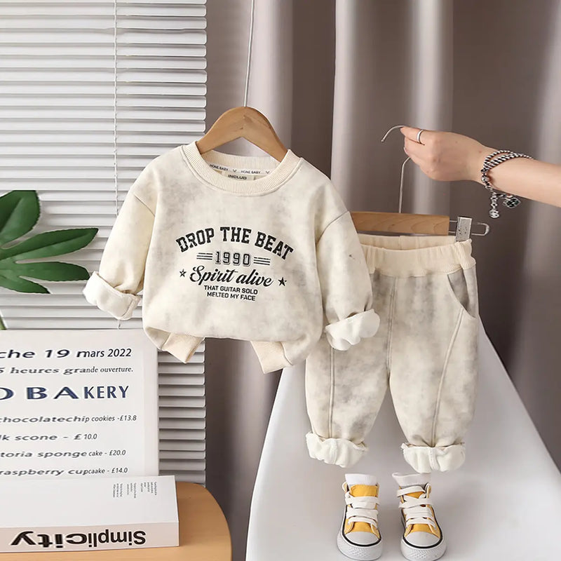 Boys Beige Typographic Printed Sweatshirt With Jogger Sets Sets Beige 1-2 Y