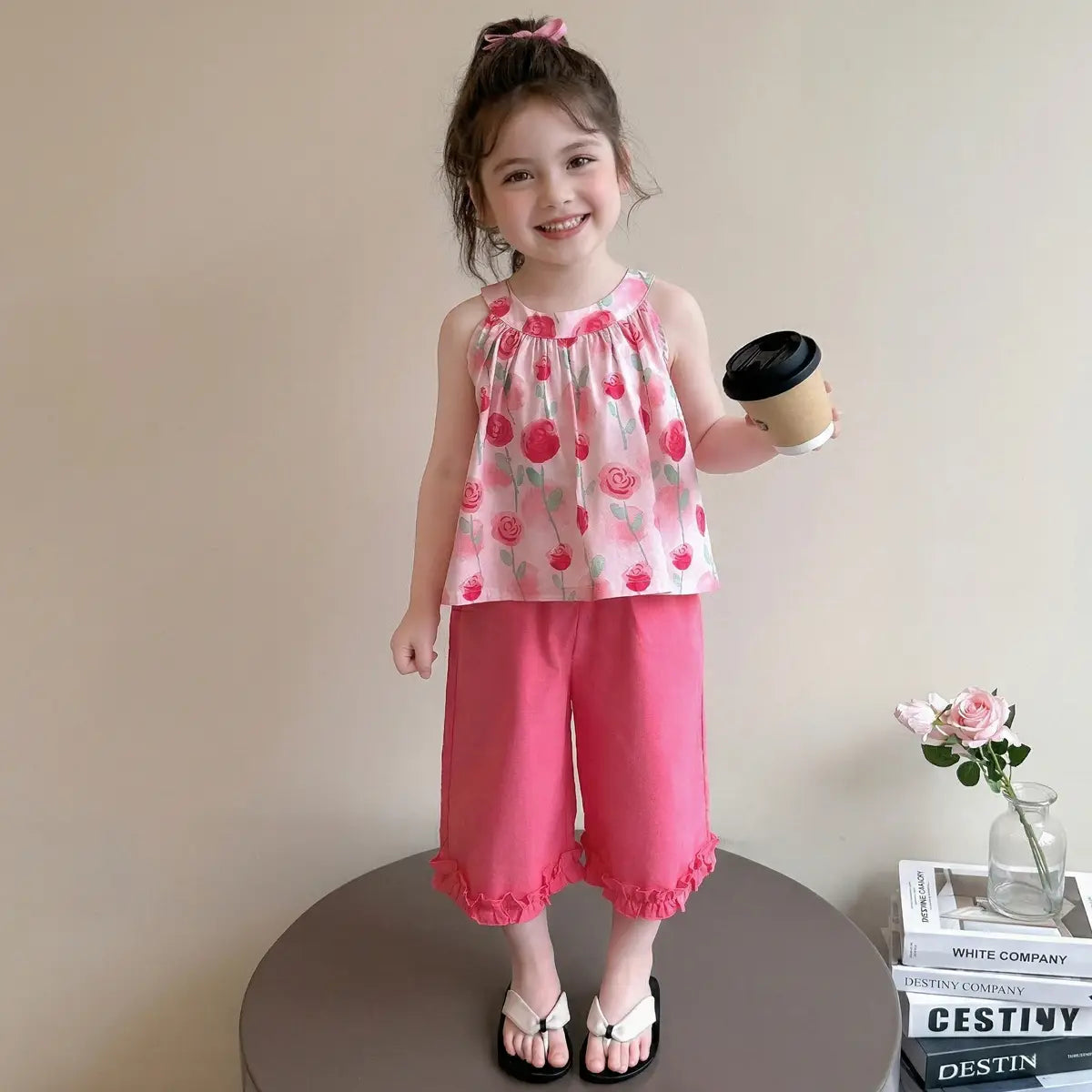 Girls Pink Floral Print Sleeveless Top With Capris Sets Sets Pink 1-2 Y