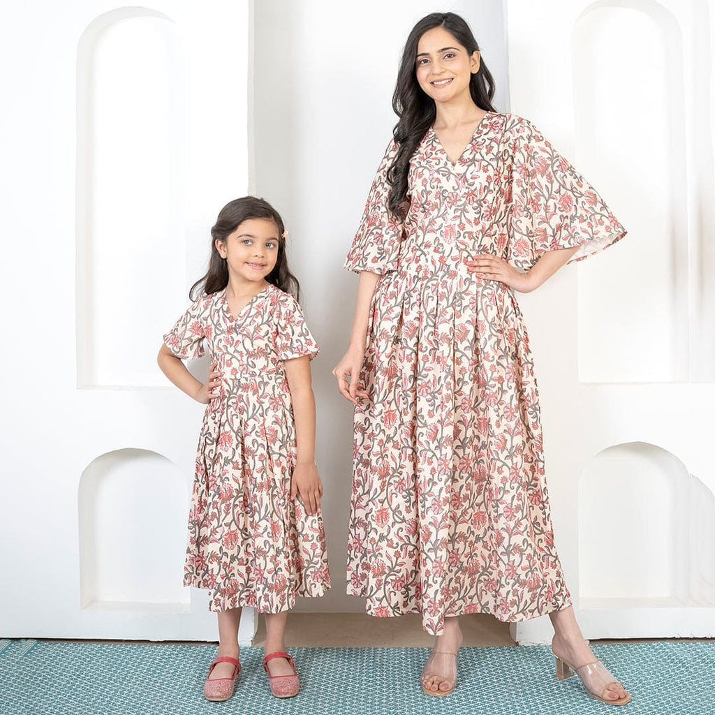 Cream Floral Print Pleated Mom & Daughter Midi Dress Set