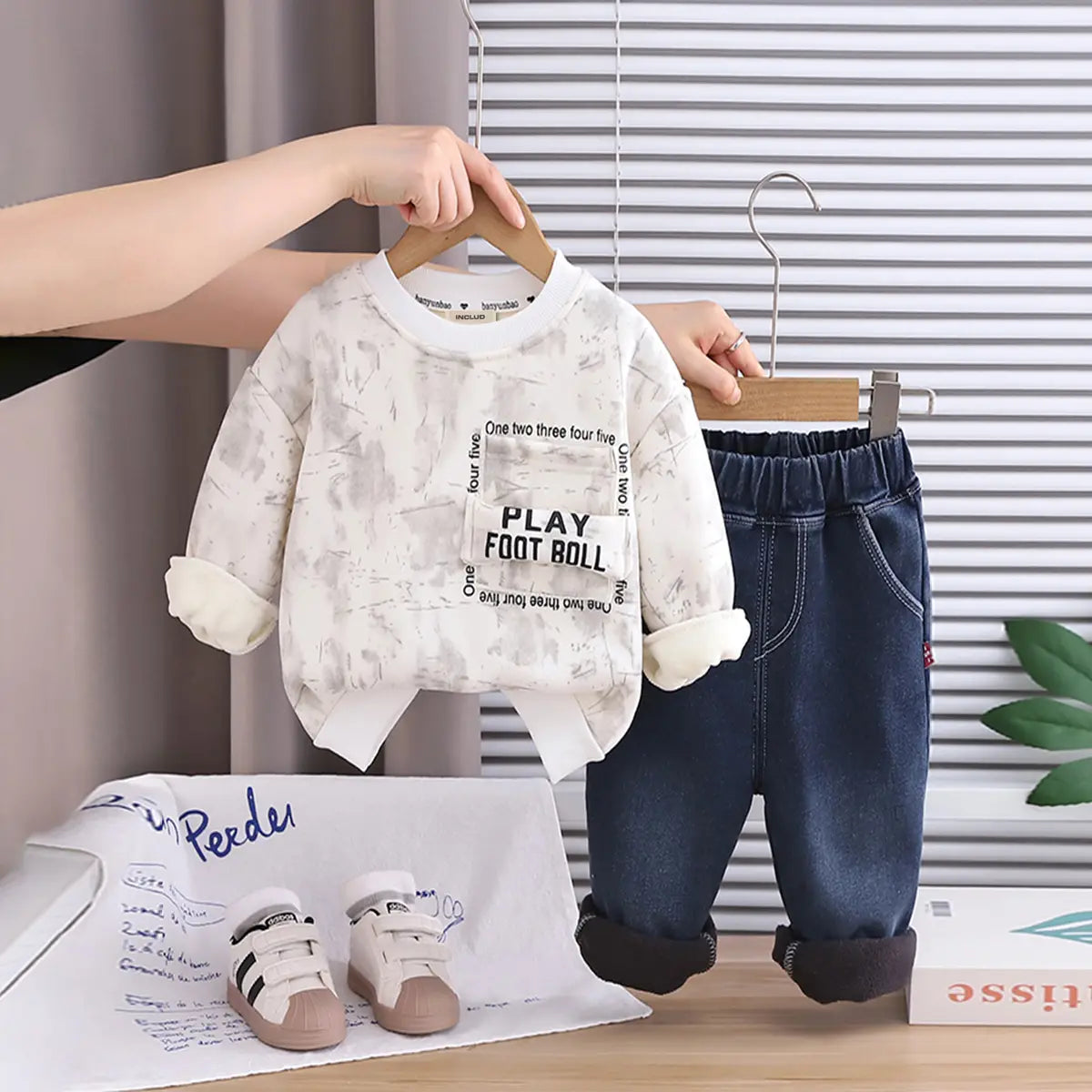 Boys Off White Abstract Printed Sweatshirt With Denim Pants Set Sets Off White 1-2 Y