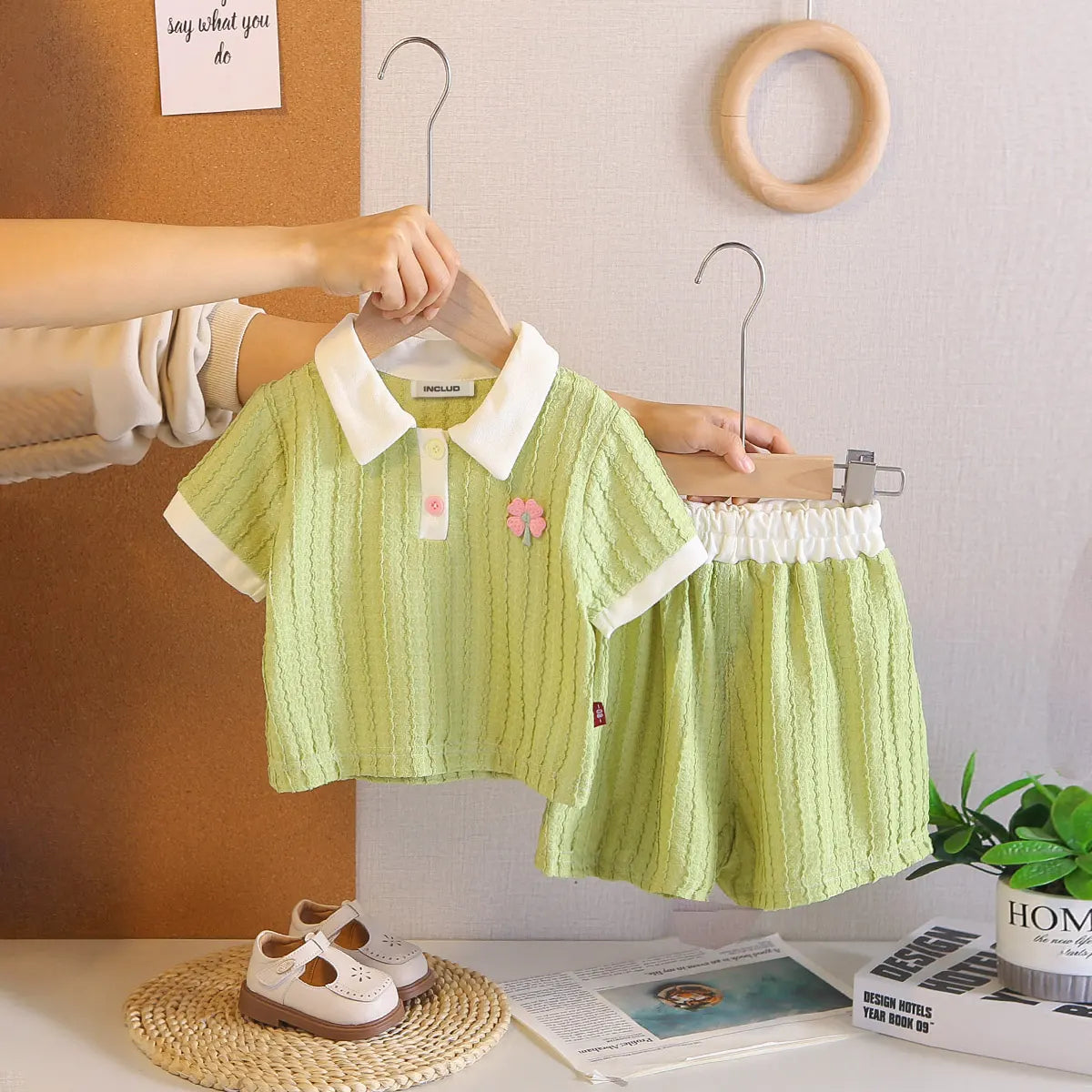 Girls Green Textured Polo T-Shirt With Shorts Co-ord Sets Sets Green 1-2 Y
