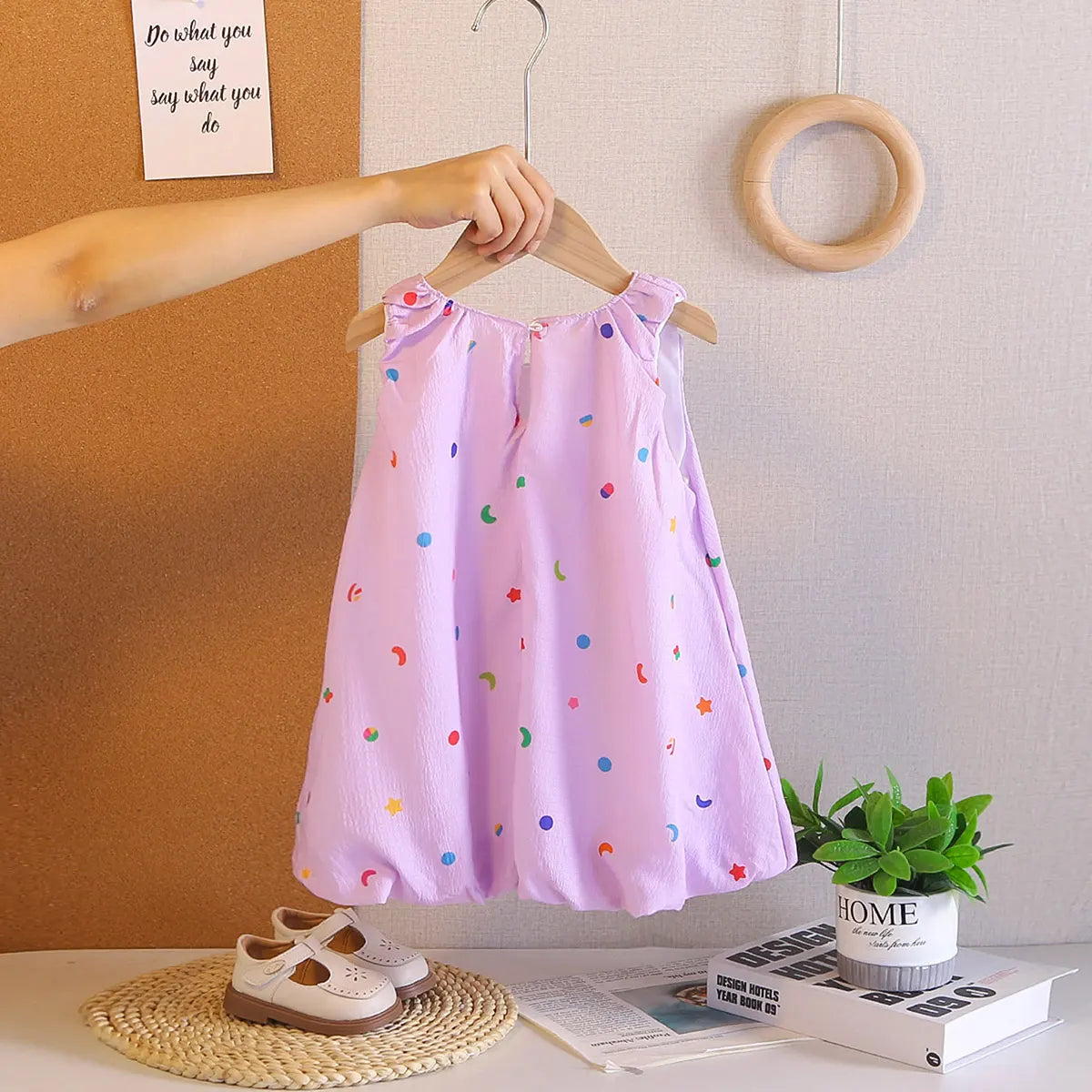 Girls Purple Printed Sleeveless Balloon Dress With Rabbit Appliqued Casual Dresses