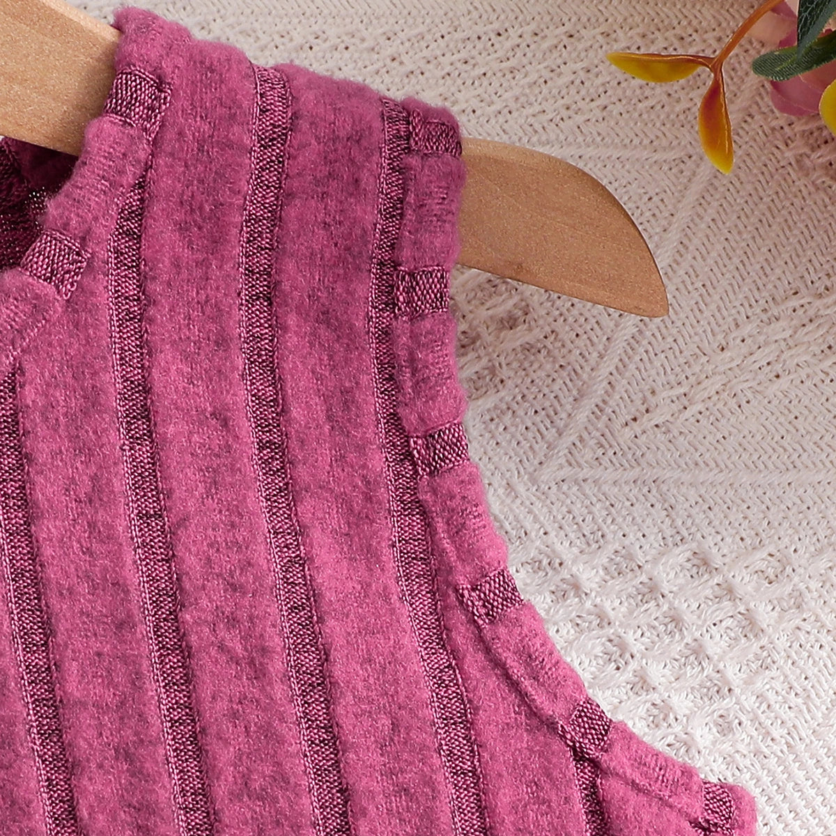 Girls Pink Textured Sleeveless A-line Dress Casual Dresses
