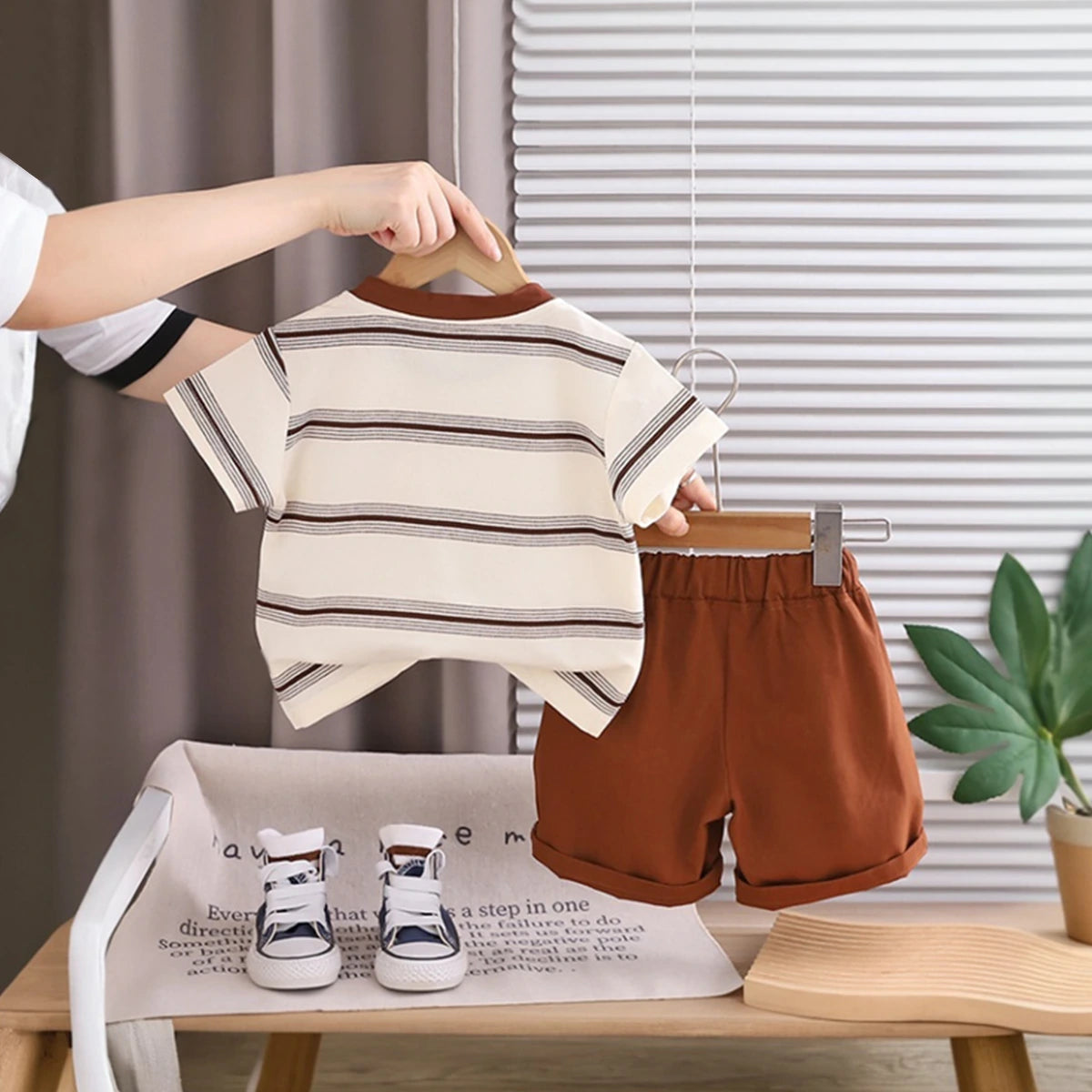 Boys Brown Bear Striped Short Sleeve T-Shirt With Elasticated Shorts Sets Sets