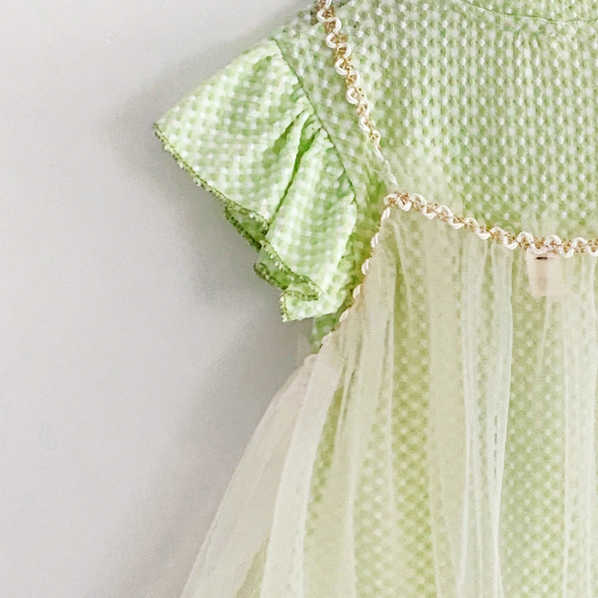 Girls Green Self Design T-Shirt Dress & Overlay Tulle Pinafore Dress Casual Dresses