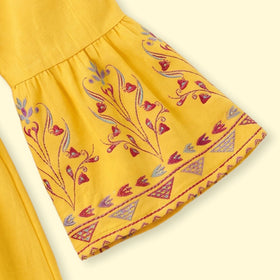 Girls Yellow Ethnic Motifs Print Fit & Flare Dress Casual Dresses