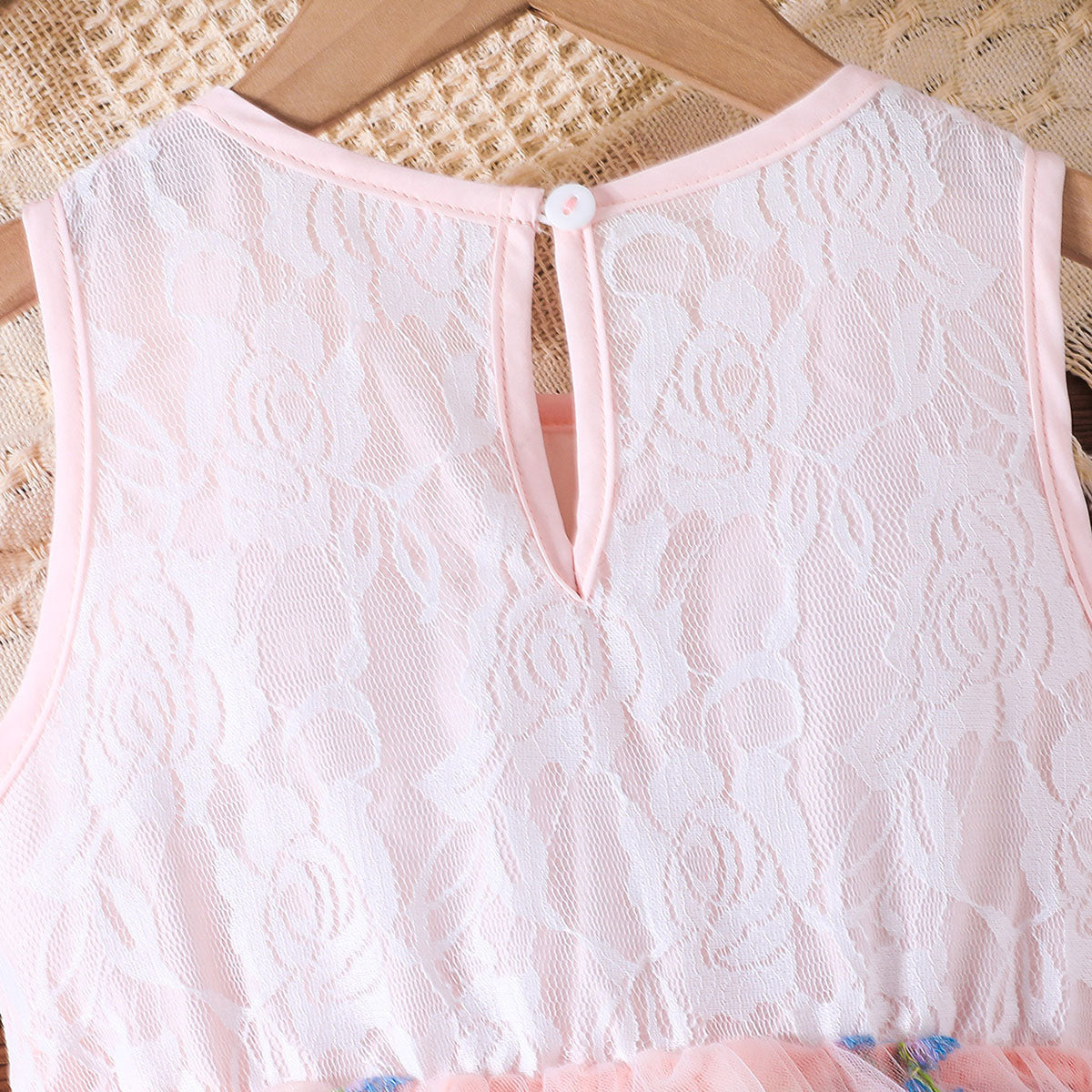 Girls Light Pink Flower Appliqued Sleeveless Dress Casual Dresses