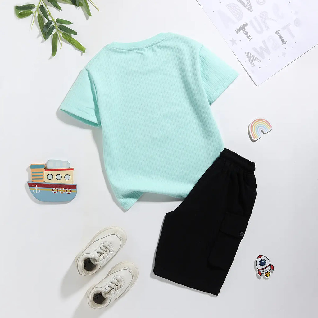 Boys Green Typography Printed T-Shirt With Cargo Shorts Sets Sets
