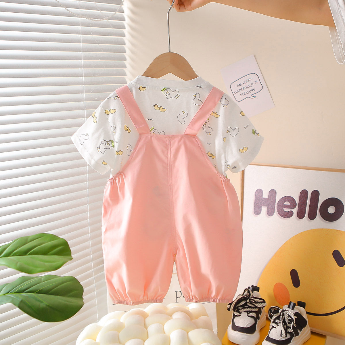 Girls Duck Printed T-Shirt With Light Pink 3D Duck Appliqued Dungaree Set 2 pc. Sets