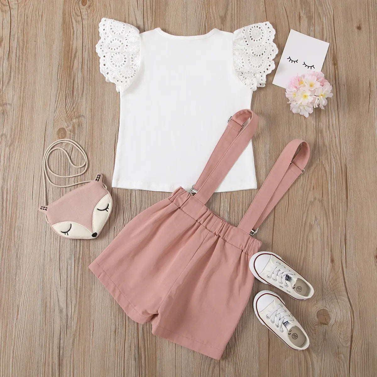 Girls Schiffli Flutter Sleeves Top With Peach Suspenders Skorts Sets Sets