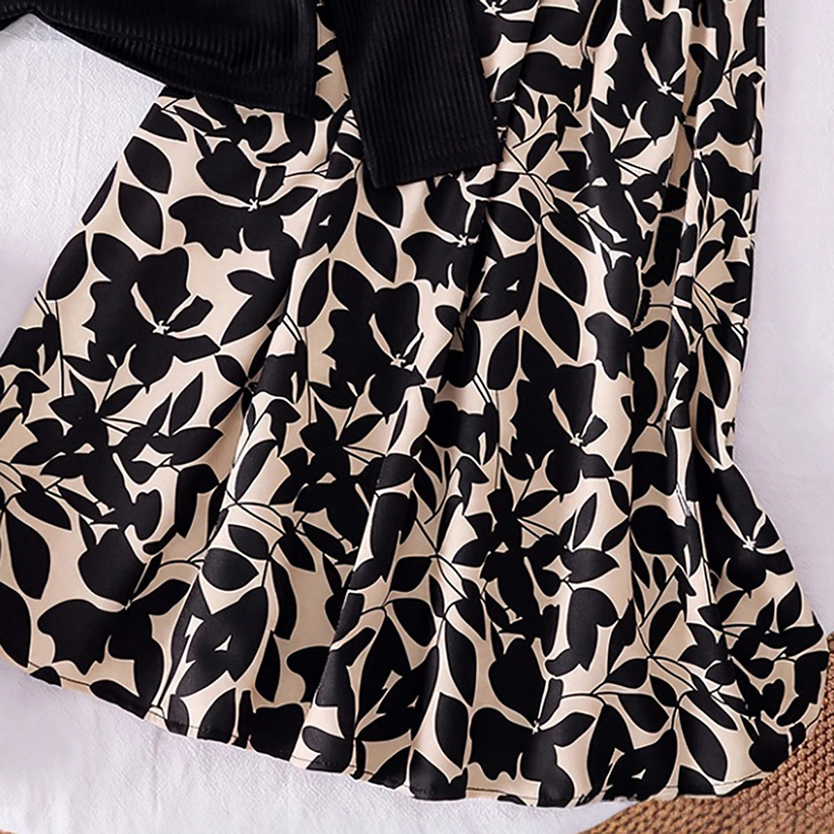 Girls Black Ribbed Long Sleeve Top With Skirt Sets 2 pc. Sets