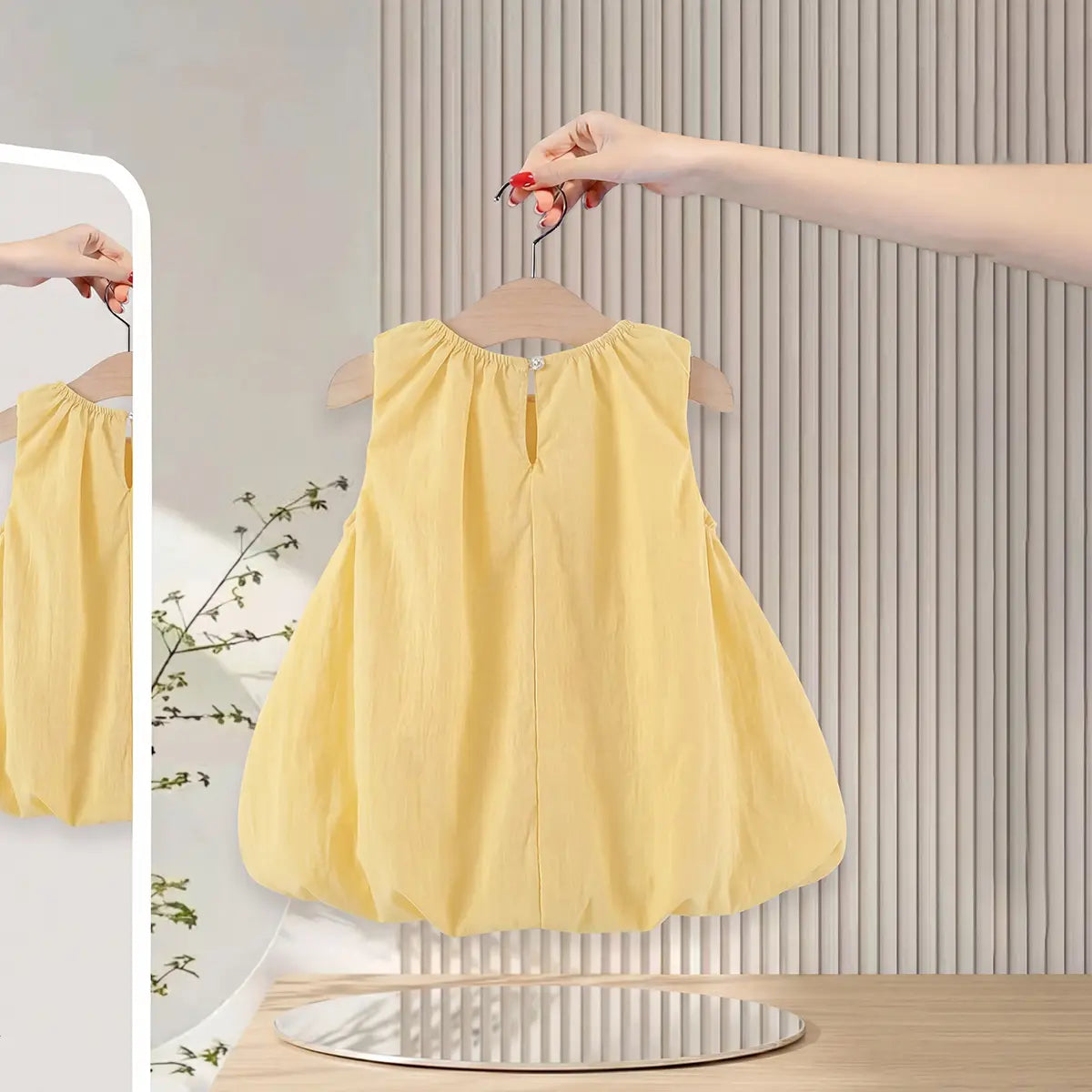Girls Yellow Kitty Applique Balloon Dress Casual Dresses