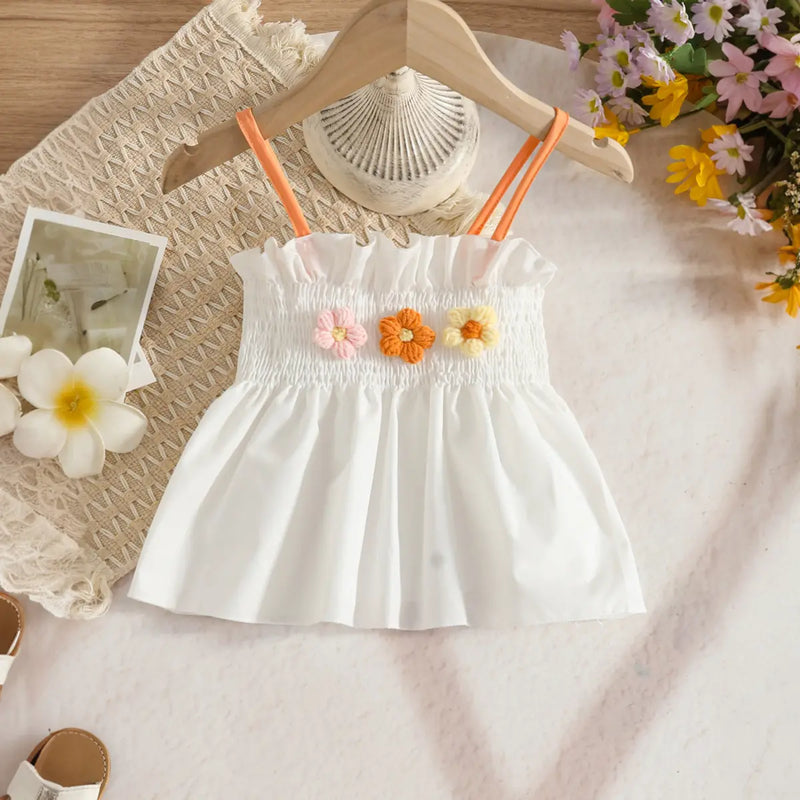 Girls White 3D Flowers Applique Smocked Top With Pant Sets Sets