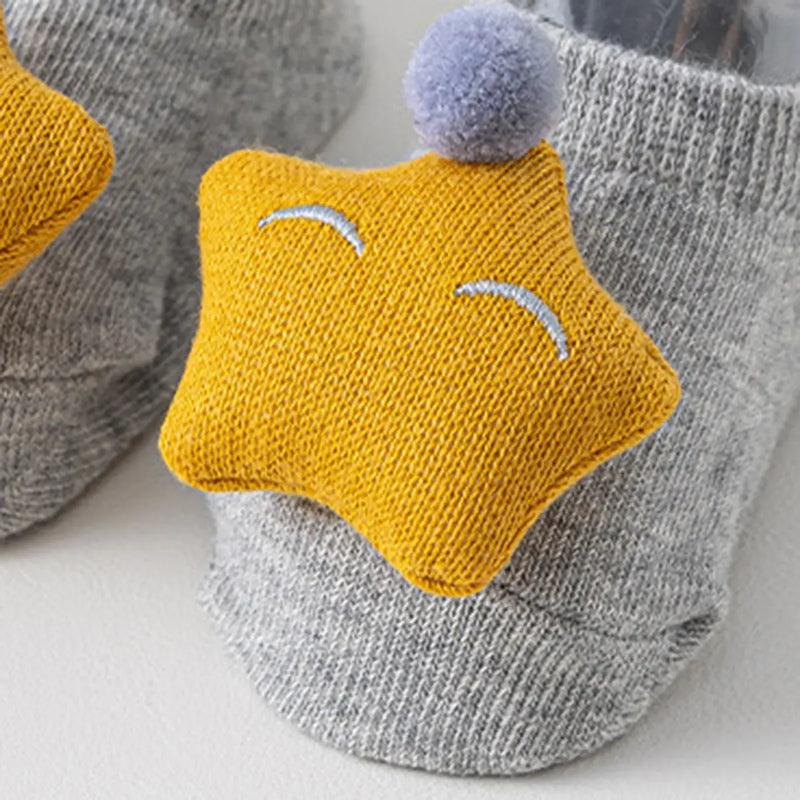Pack of 4 Boys Multicolour Applique Ankle Length Socks Socks