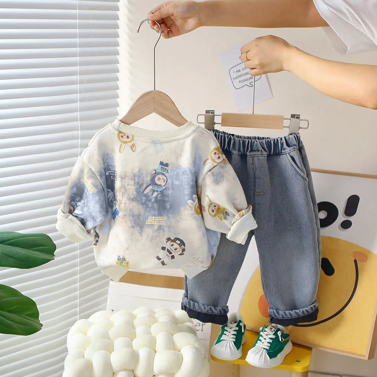 Boys Blue Graphics Regular Sweatshirt With Denim Trousers Sets 3 pc. Sets