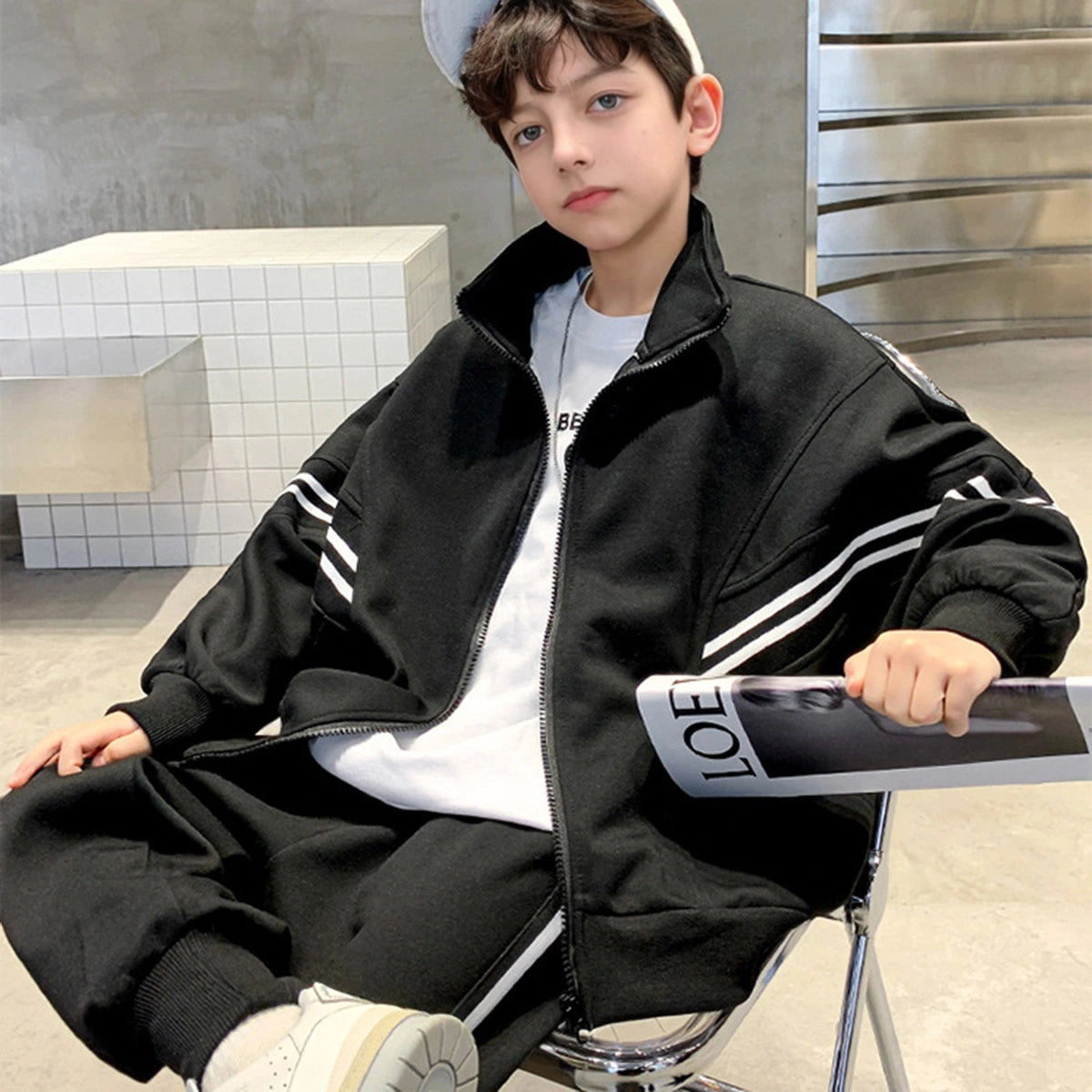 Boys Black Zip-up Jacket With Jogger Sets Sets