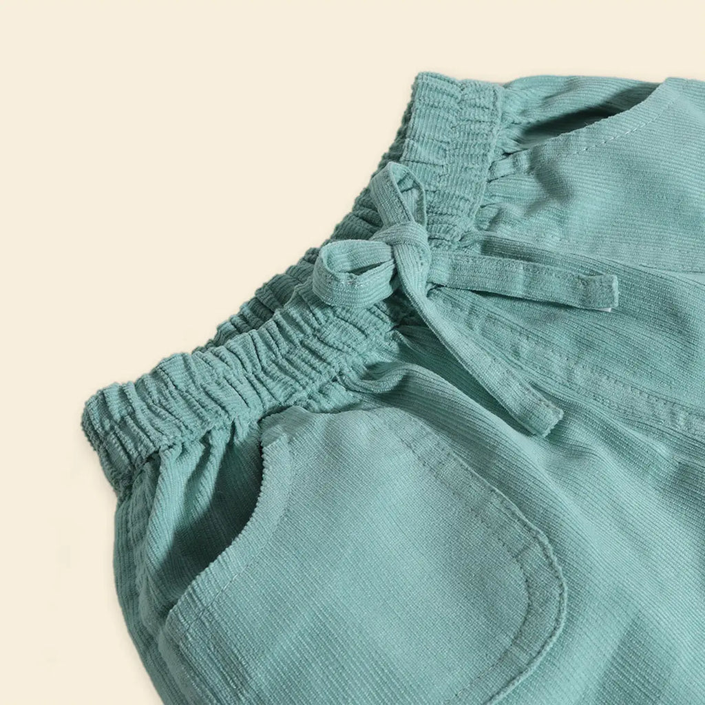 Boys Multicolor Star Printed T-Shirt With Sea Green Shorts Sets Sets