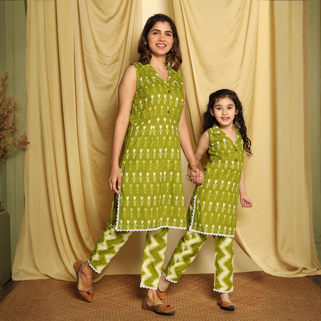 Green Printed Kurta-Pants Mom & Daughter Set