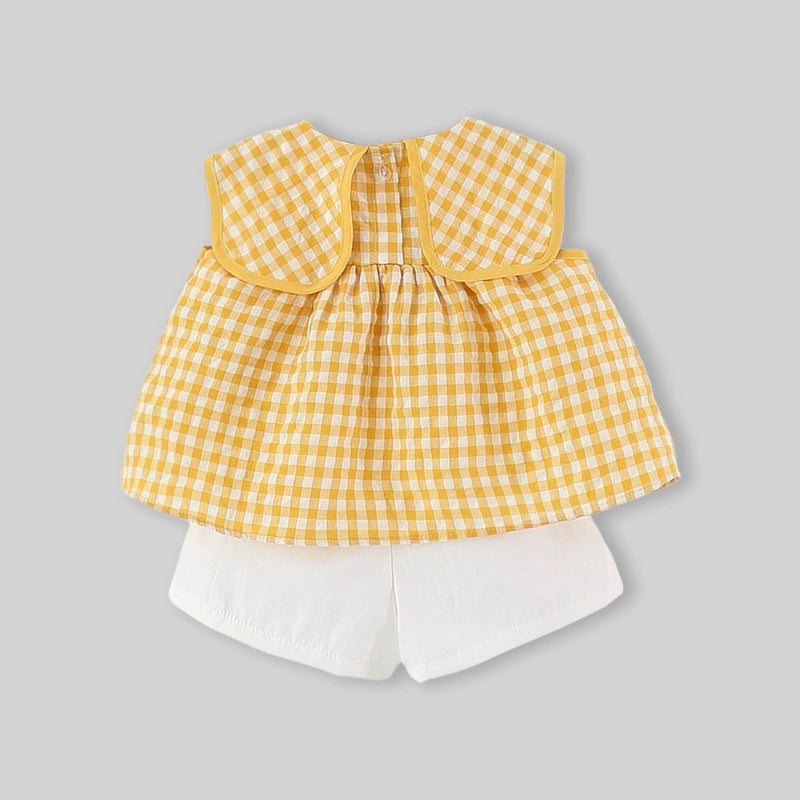 Girls Yellow Checked Duck Applique Top With Shorts Sets Sets