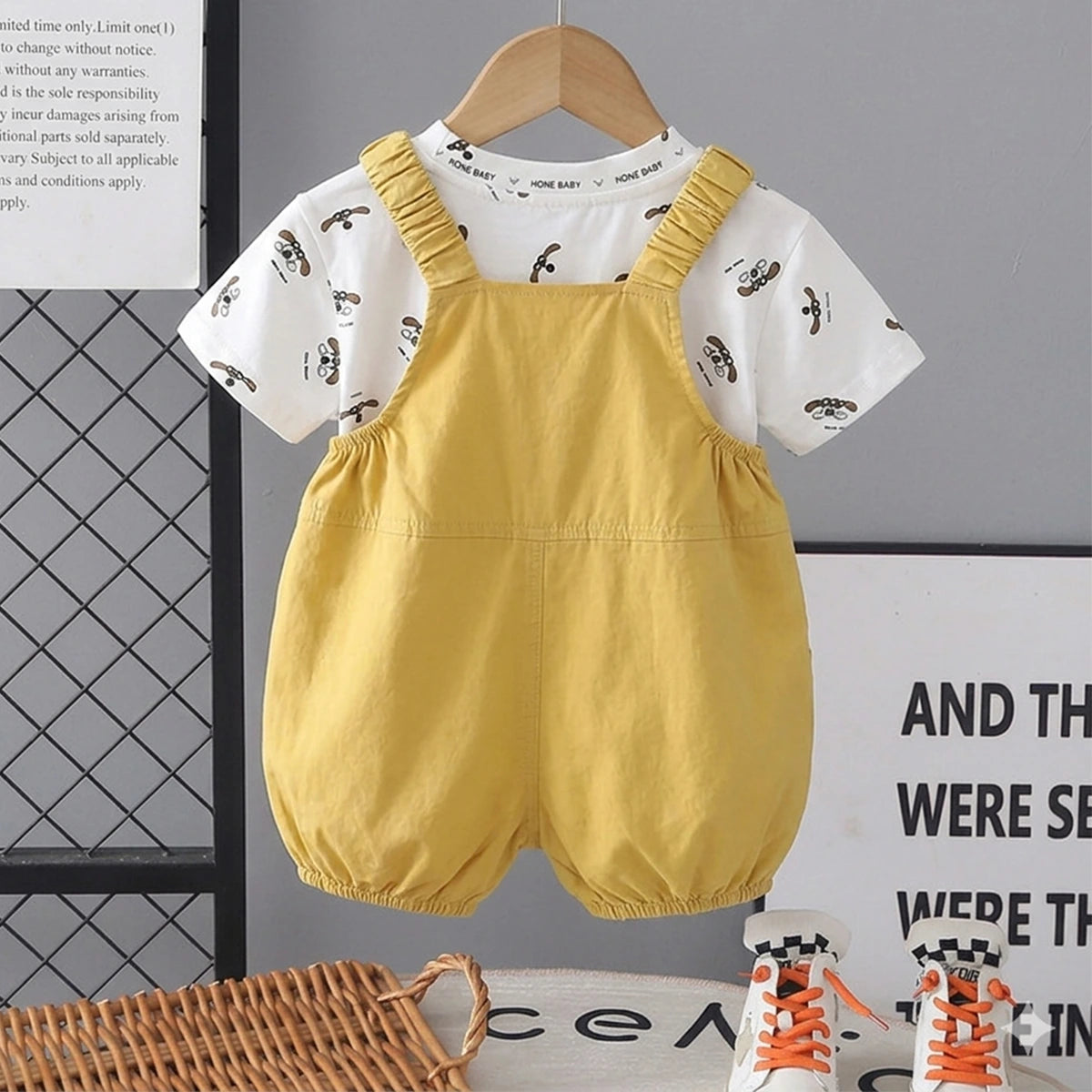 Boys Yellow Animal Motif Short Sleeve T-Shirt With Dungaree Sets 2 pc. Sets