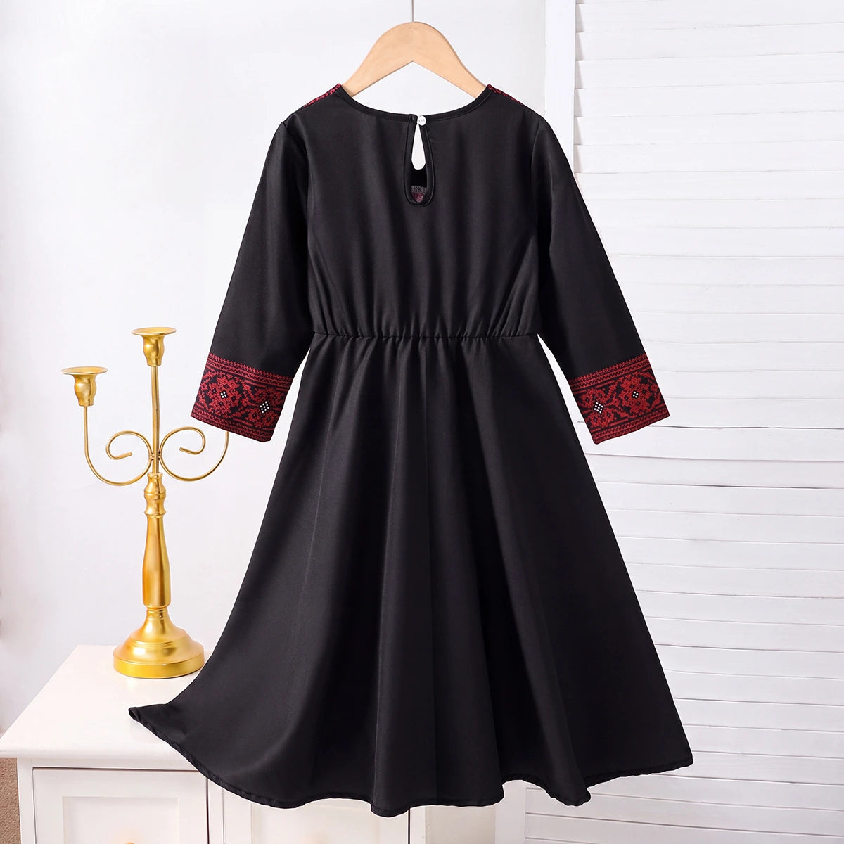 Girls Black Geometric Print Round Neck Fit & Flare Dress Casual Dresses