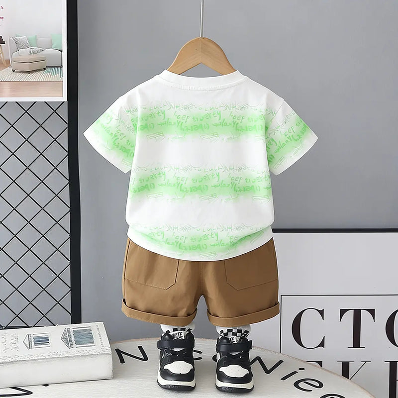 Boys Light Green Graphic Print T-Shirt With Shorts Sets Sets