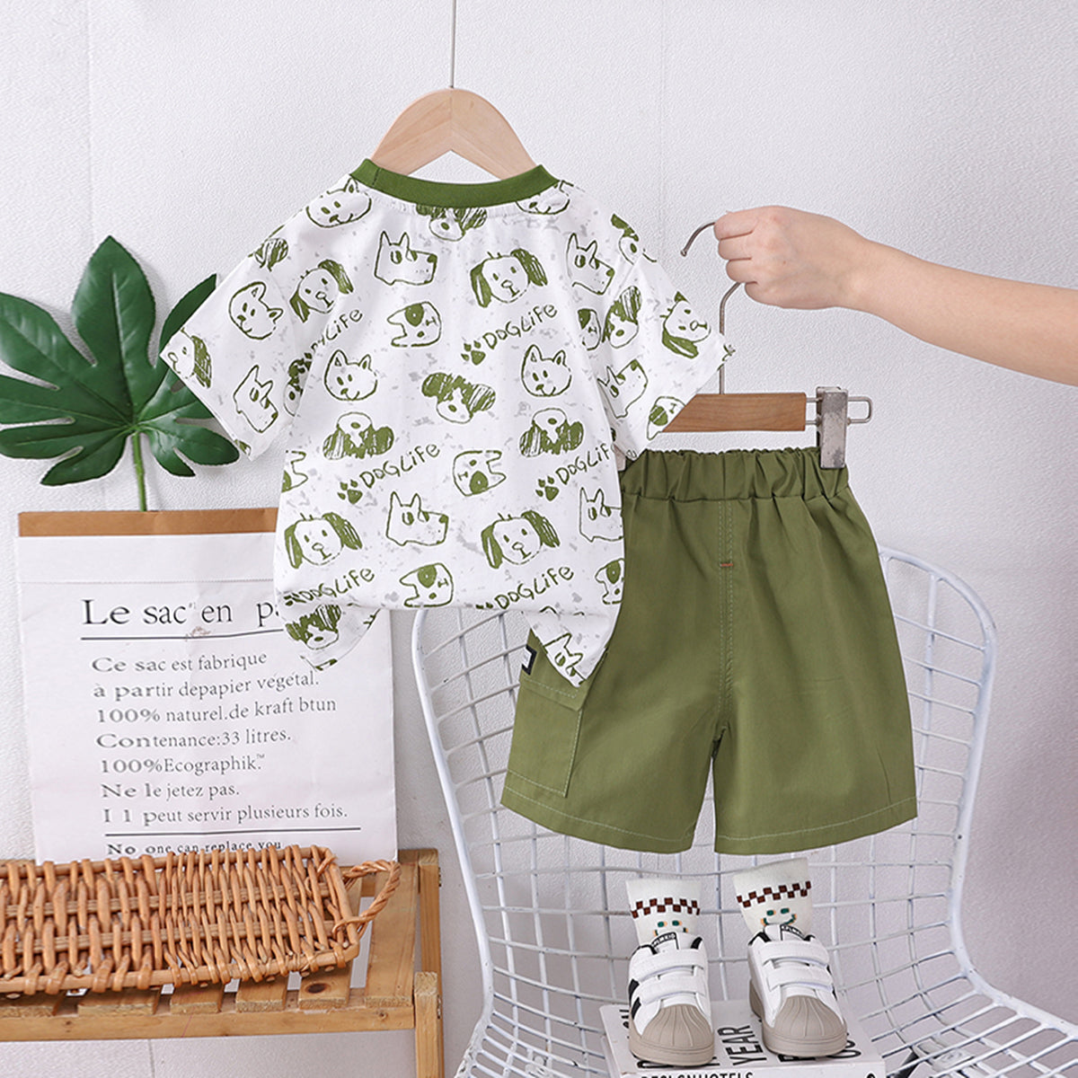 Boys Green Dog Printed Short Sleeves T-shirt With Shorts Set Sets